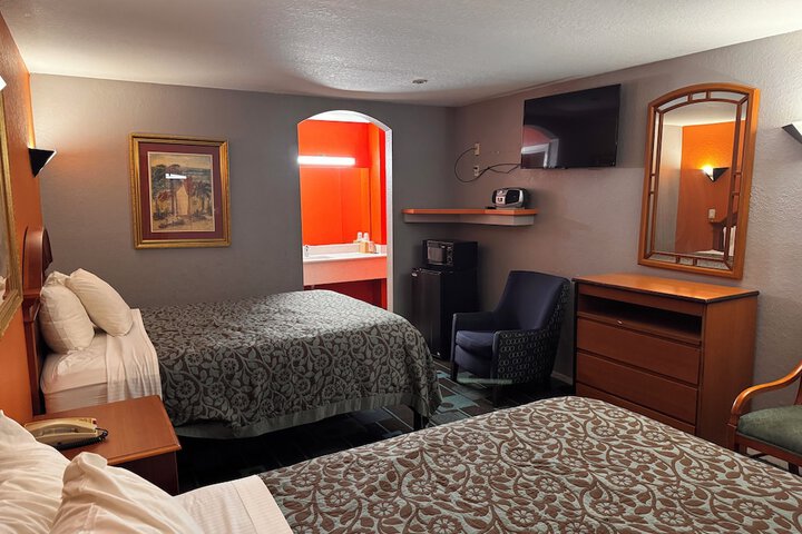 Room 2 of 14