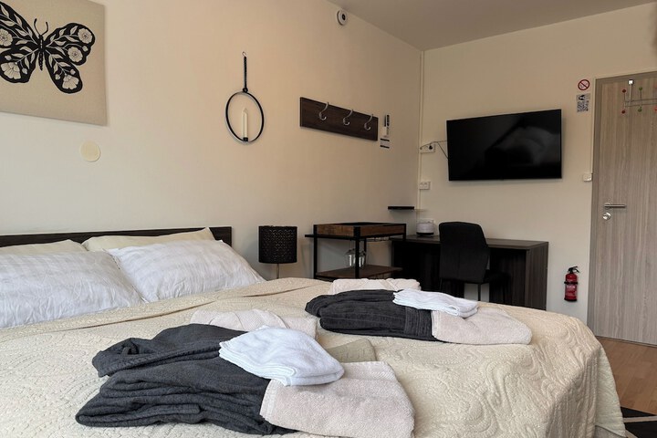 Room 21 of 45