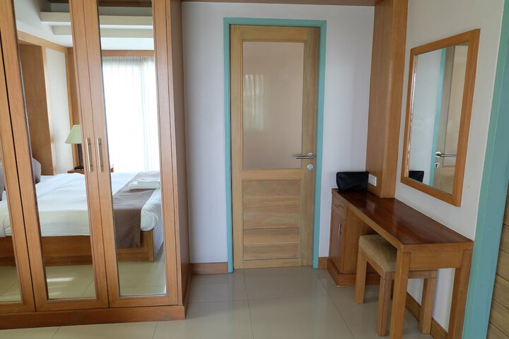 Room 44 of 89