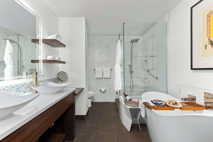 Bathroom shower