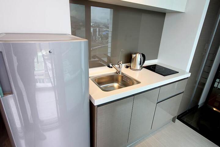 Private kitchenette
