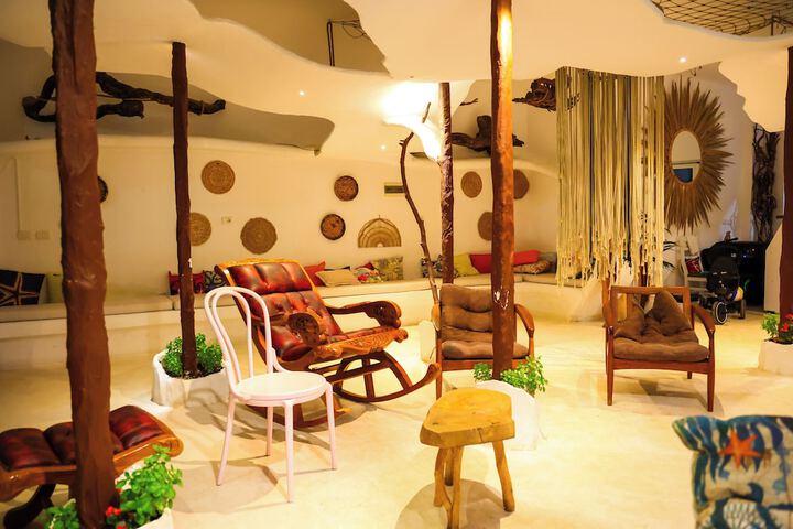 Hotel Interior 2 of 128