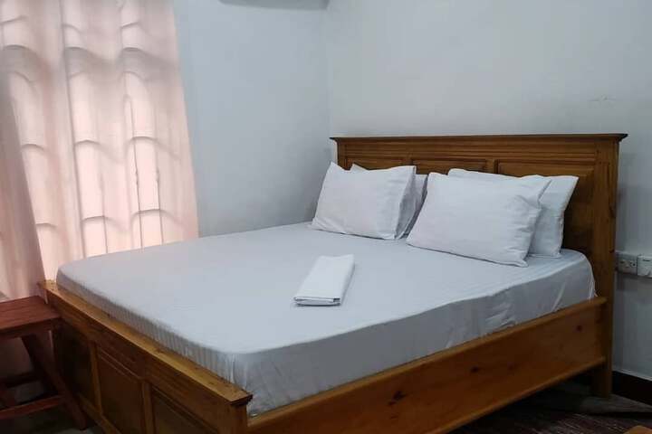 Room 3 of 4