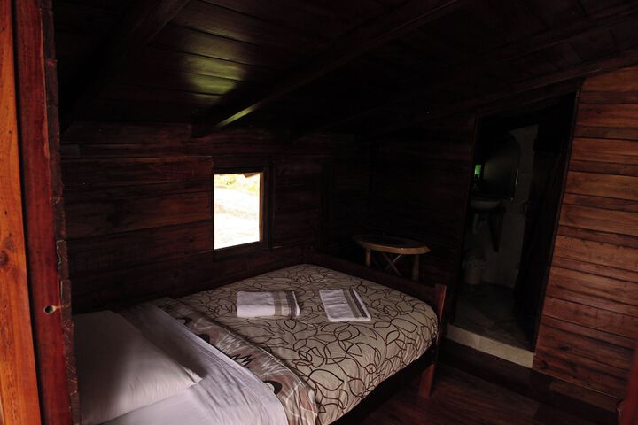 Room 42 of 160