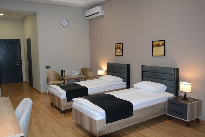 Room 7 of 21