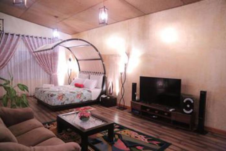 Room 15 of 37