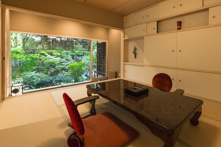 Room 26 of 184