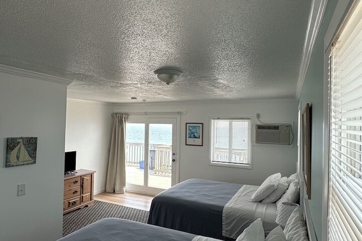 Room 21 of 40