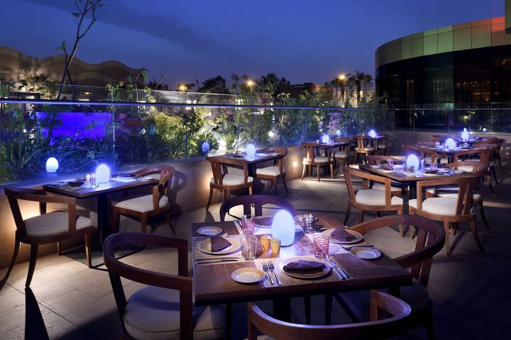 Dining 96 of 158
