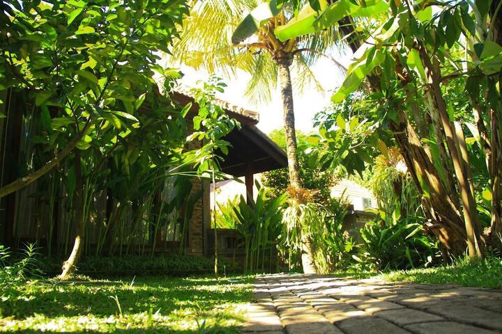Property Grounds 42 of 50