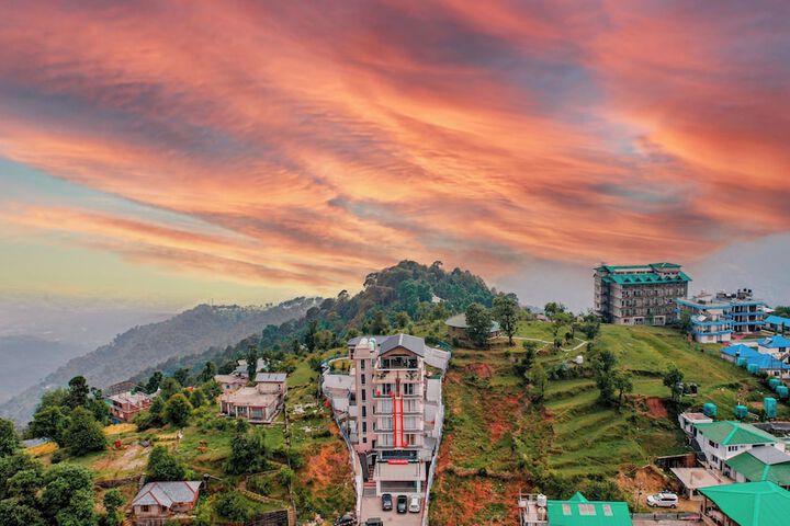 Aliza Inn &  Suites by SRS Hotels in Dharamshala
