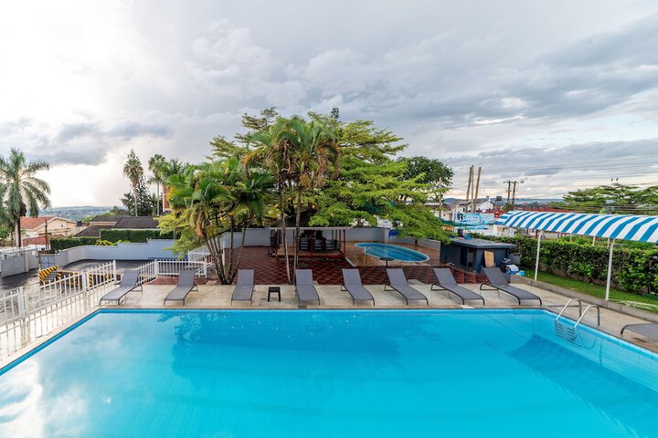 Pool 59 of 93