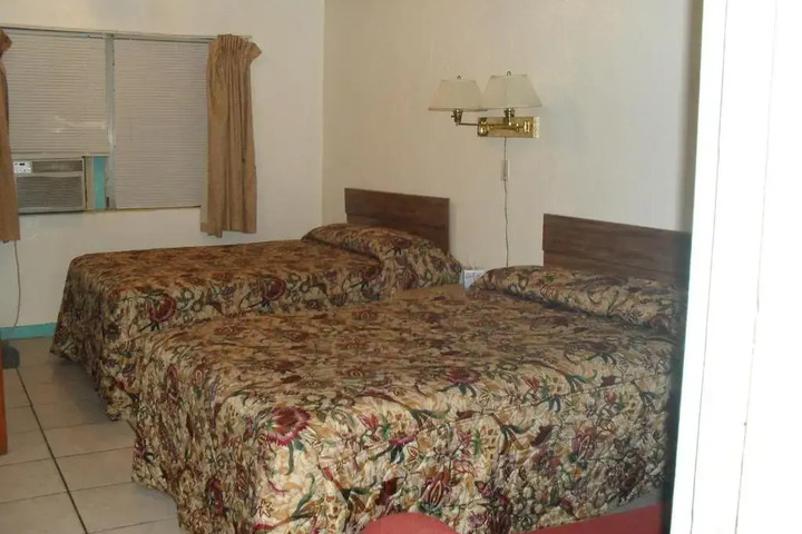 Photo of SHORE WINDS MOTEL