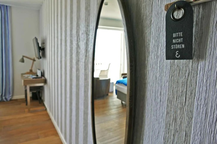 Room 7 of 31