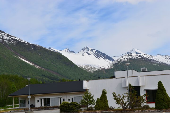Hotel View 4 of 13