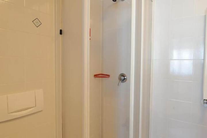 Room 15 of 22