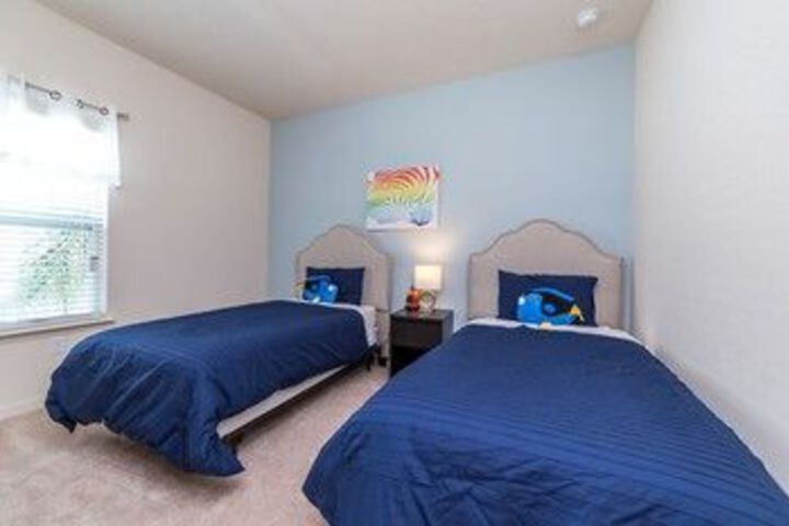 Room 7 of 23