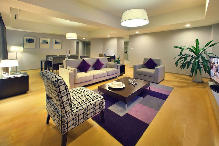 Room 5 of 44