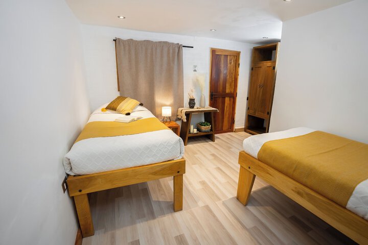 Room 8 of 149