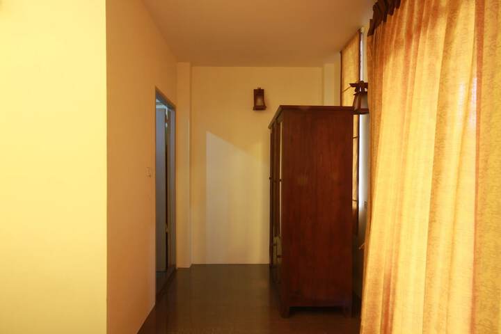 Room 11 of 65