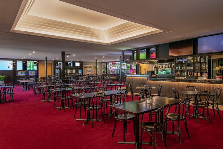 Dining Photos