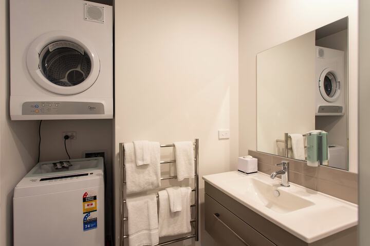 Room 34 of 63