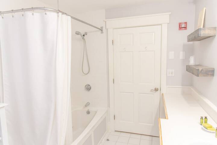 Room 86 of 113