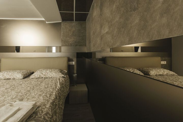 Room 170 of 182