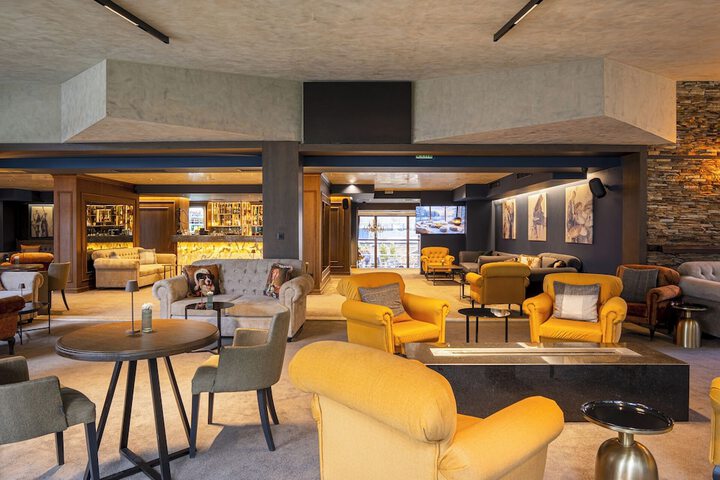 Lobby Photos