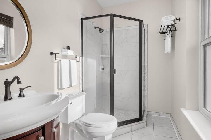 Bathroom shower