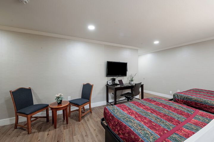 Room 12 of 23