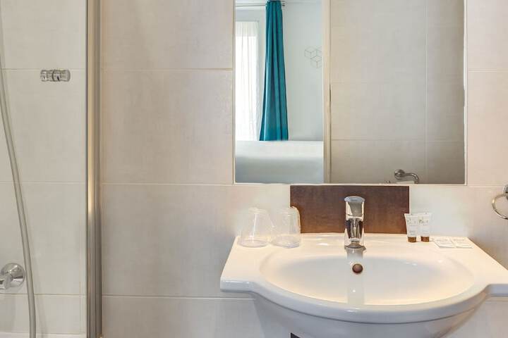 Clean Restrooms