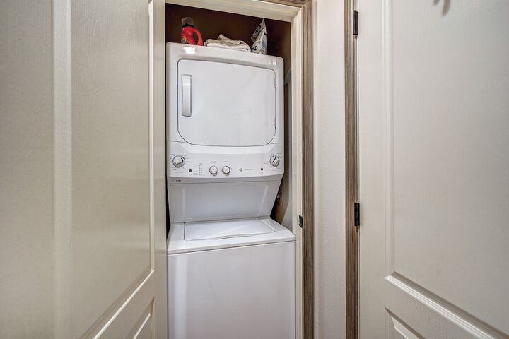 Laundry 293 of 493