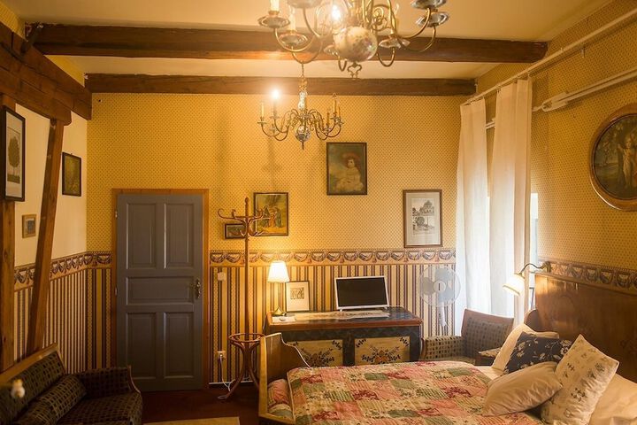 Room 42 of 113
