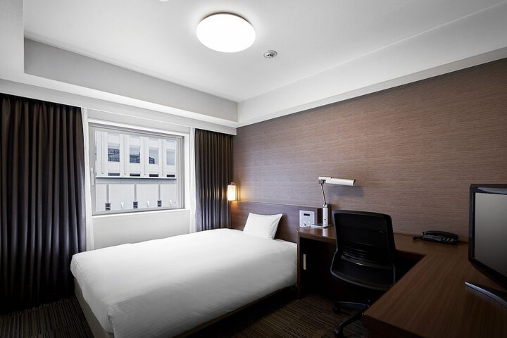 Room 30 of 77