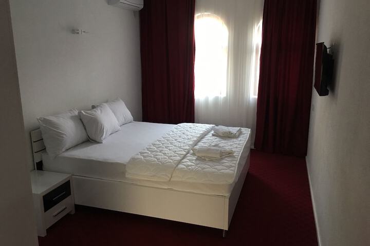 Room 3 of 50