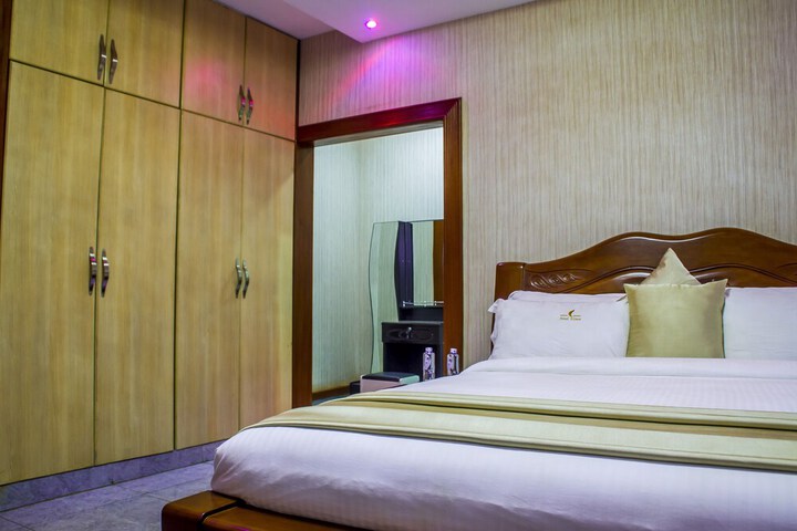Room 25 of 45