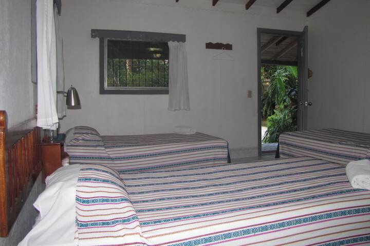 Room 4 of 60
