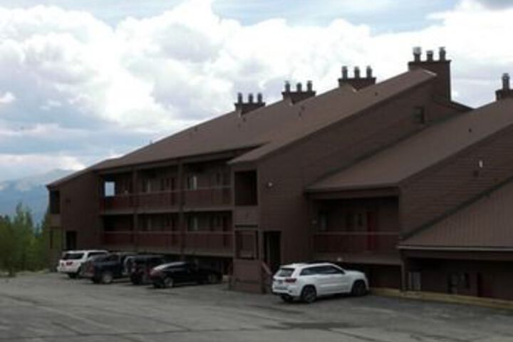 Hotel 12 of 25