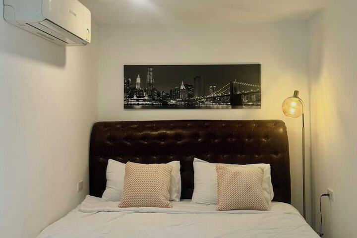 Room 6 of 69