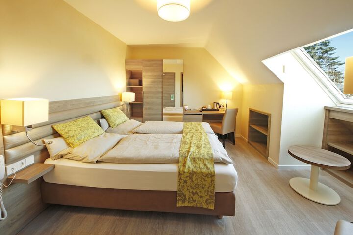 Room 9 of 52