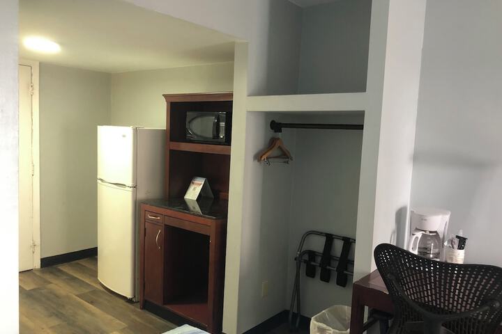 Room 17 of 54