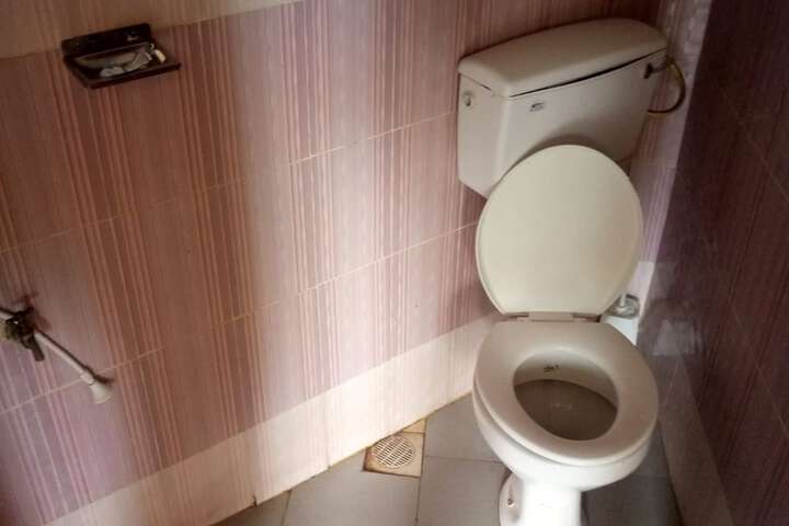 Room 4 of 14