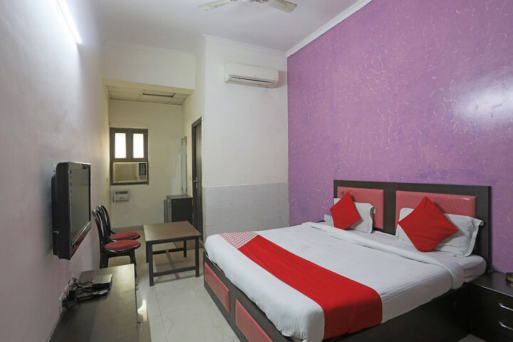 Room 19 of 27