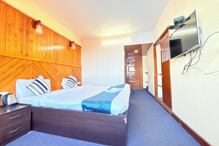 Room 6 of 43