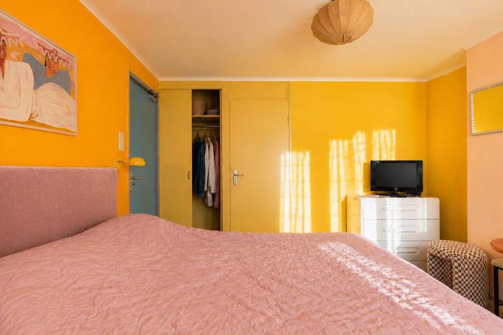 Room 18 of 66