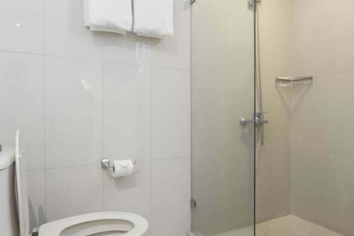 Room 16 of 21