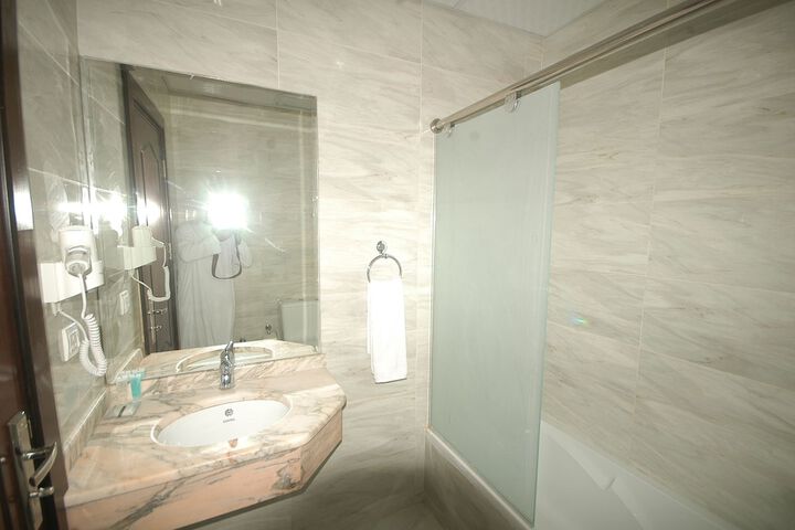 Room 45 of 78