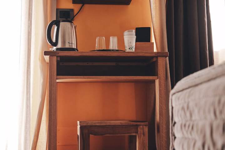Room 12 of 31