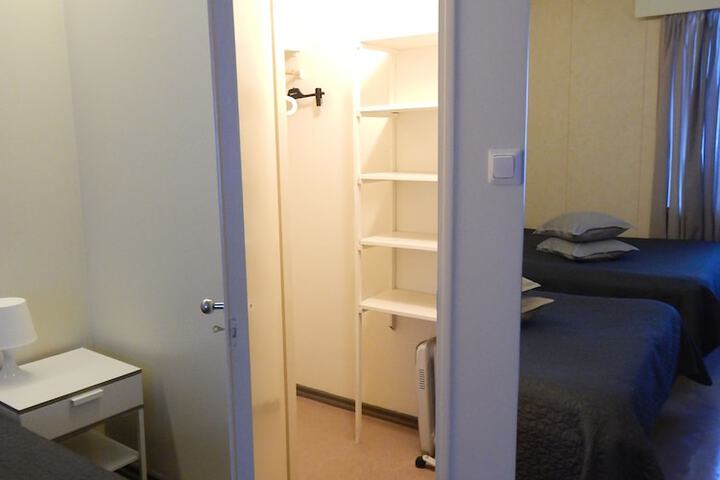 Room 11 of 86
